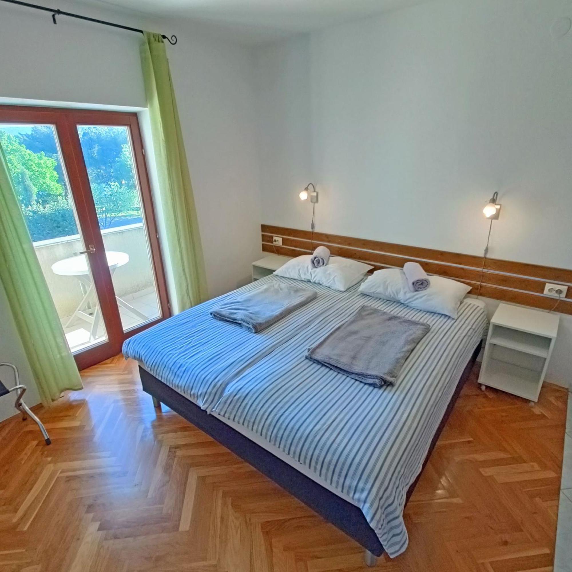Paklenica Sport Apartments Starigrad Paklenica Zimmer foto