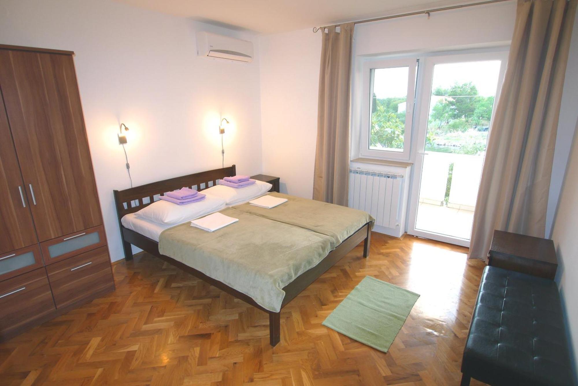 Paklenica Sport Apartments Starigrad Paklenica Zimmer foto