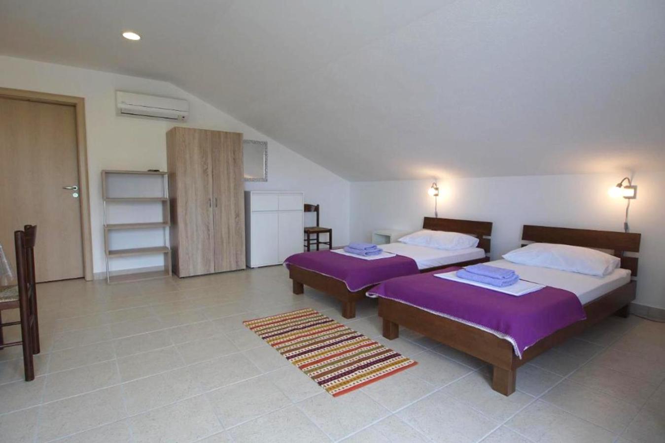 Paklenica Sport Apartments Starigrad Paklenica Exterior foto