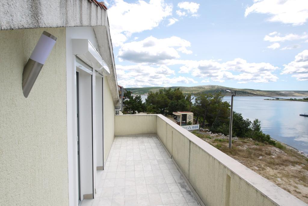 Paklenica Sport Apartments Starigrad Paklenica Zimmer foto
