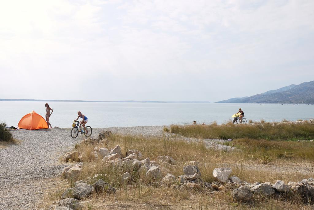 Paklenica Sport Apartments Starigrad Paklenica Exterior foto