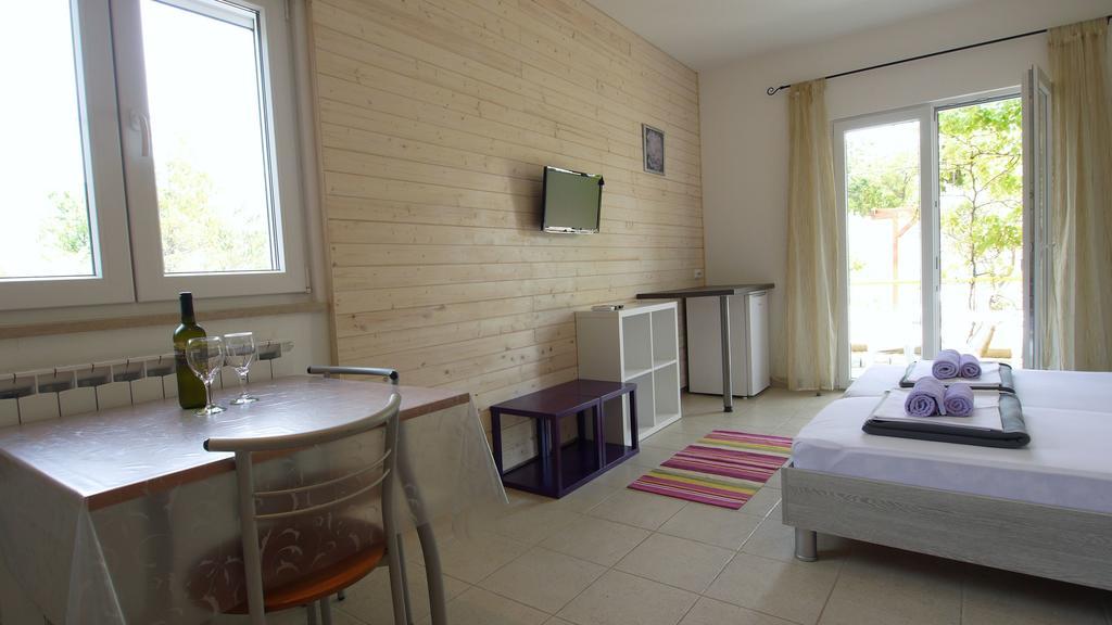 Paklenica Sport Apartments Starigrad Paklenica Zimmer foto